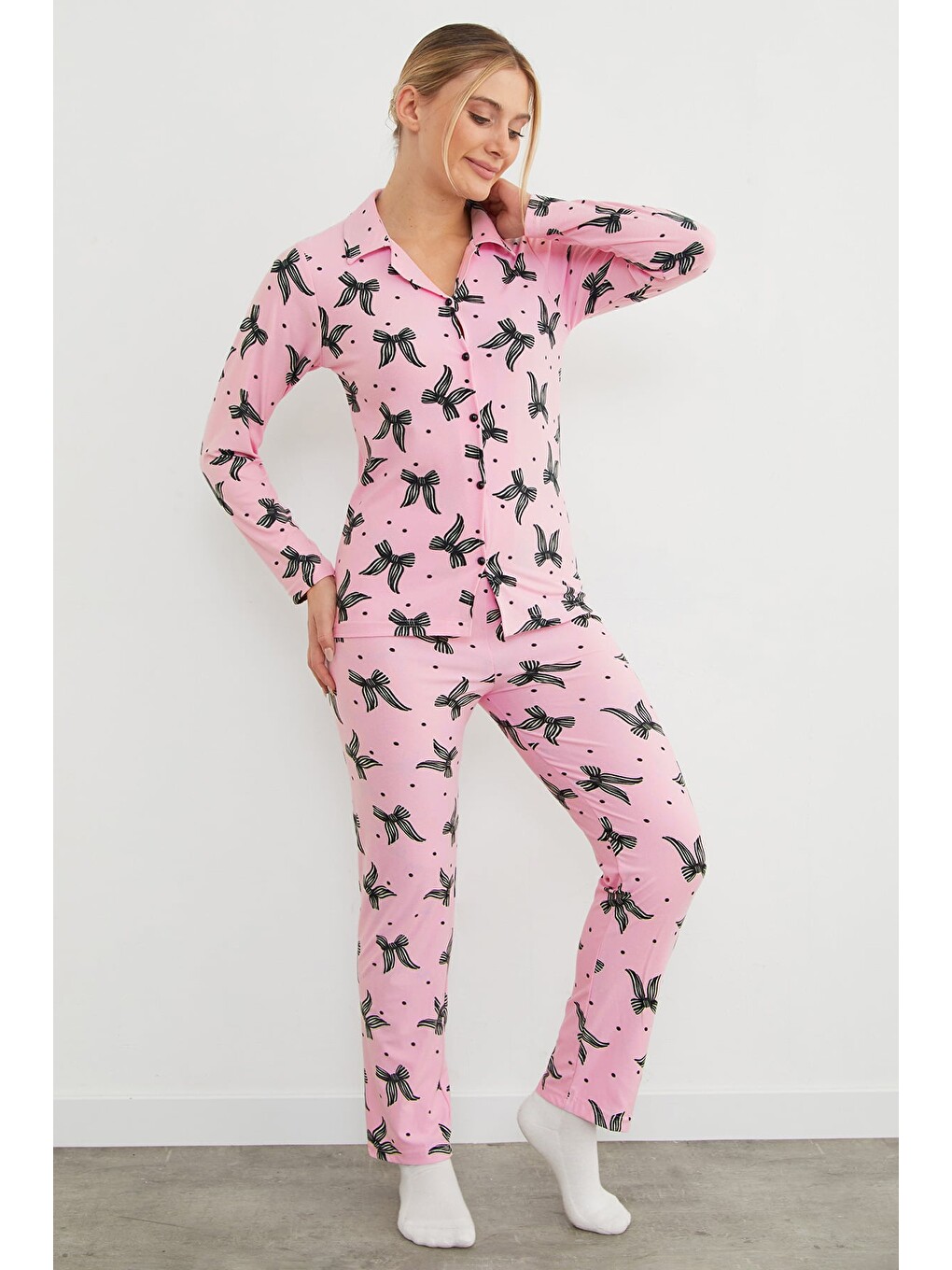Pembe Çizgili Süet Pijama Takımı-4
