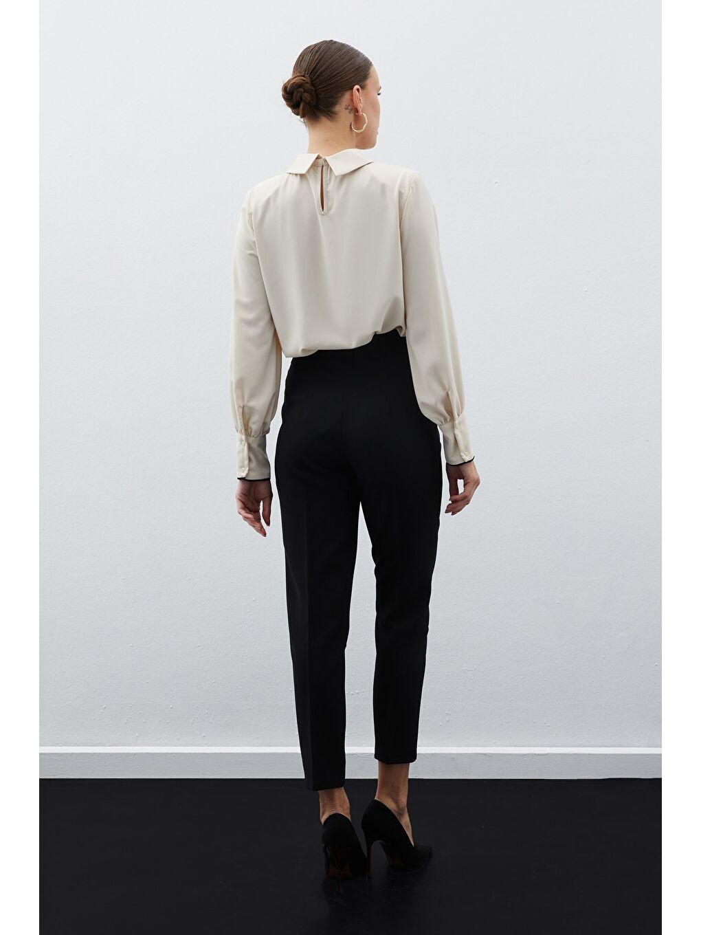 Yüksek Bel Pensli Pantolon - Siyah-4