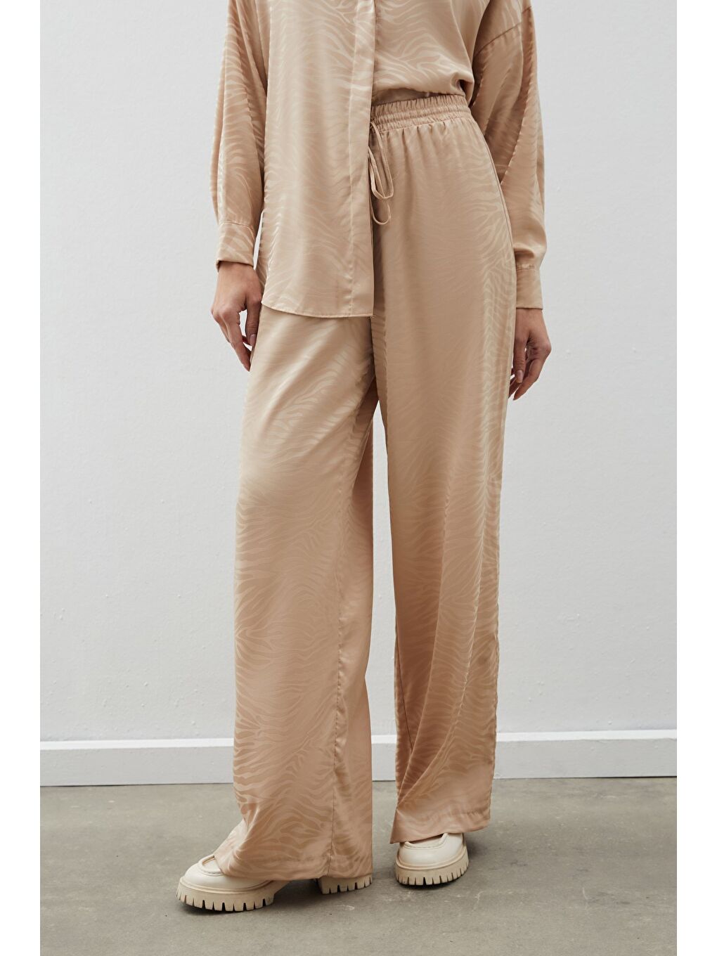 Zebra Desenli Salaş Pantolon - Bej-3