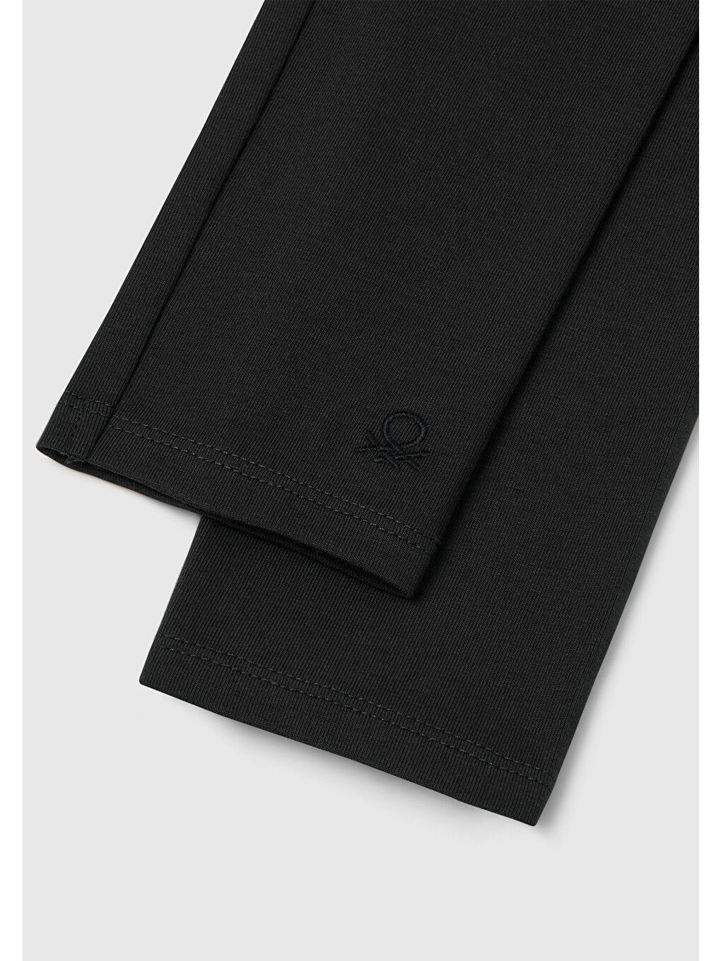 Kız Çocuk Siyah İşlemeli Tayt-2