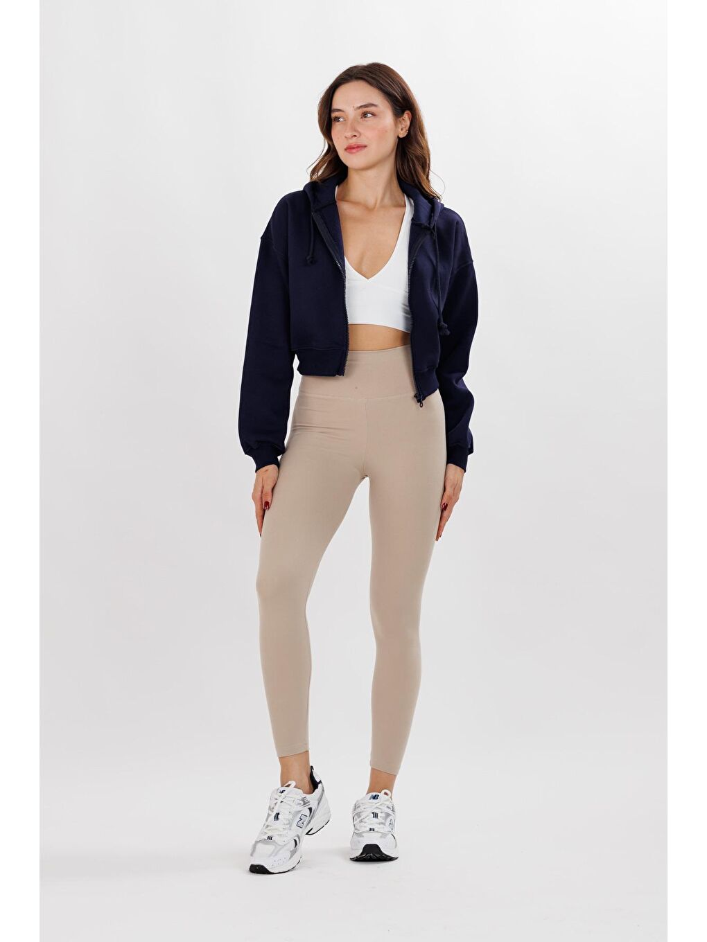 Kadın Lacivert 3 İplik Kapüşonlu Crop Örme Hırka-4