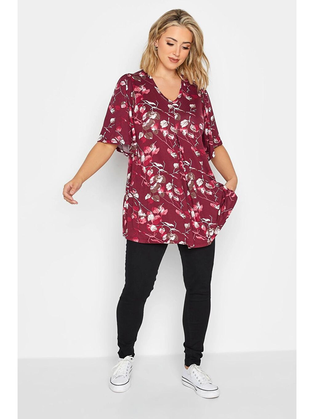 Kırmızı Büyük Beden V Yaka Desenli Asimetrik Kesim Elastanlı Bluz 302484-1