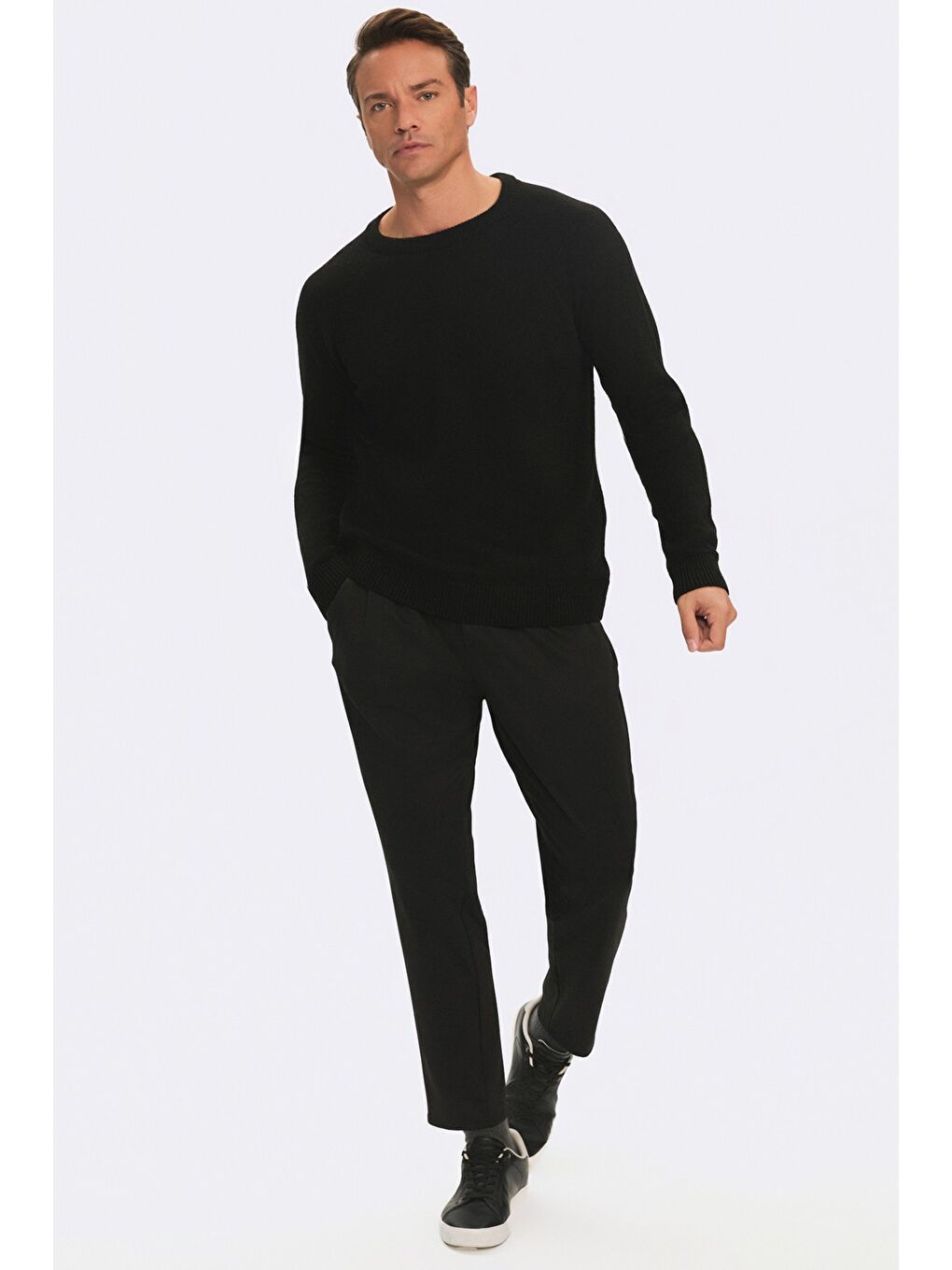 June Siyah Erkek Regular Fit Bisiklet Yaka Reglan Kol Basıc Triko Kazak - 4