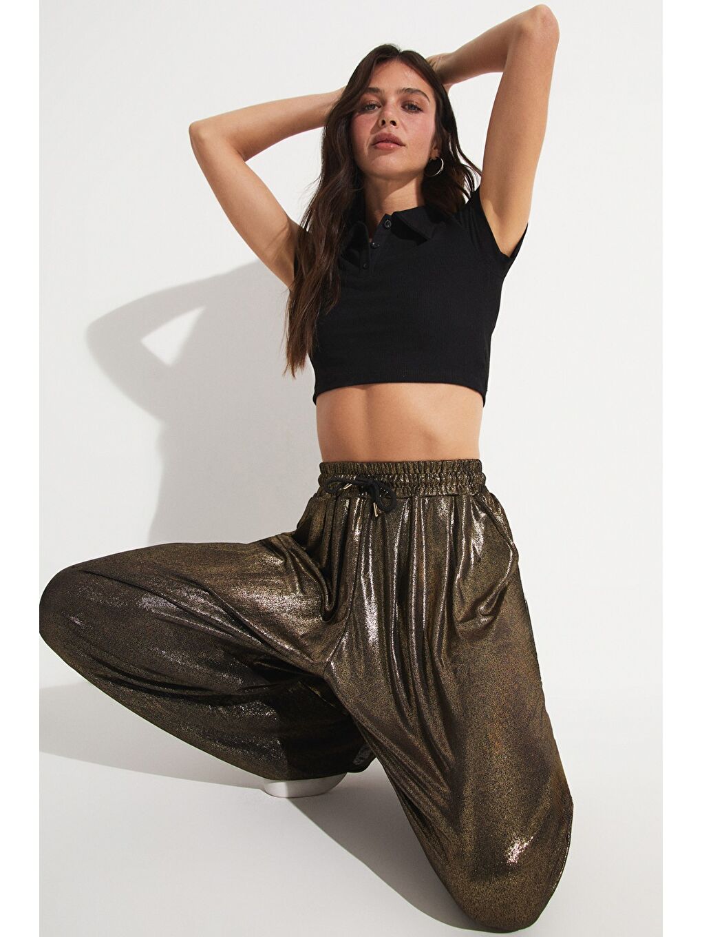 Sarı Sim Detaylı Parlak Pantolon-3