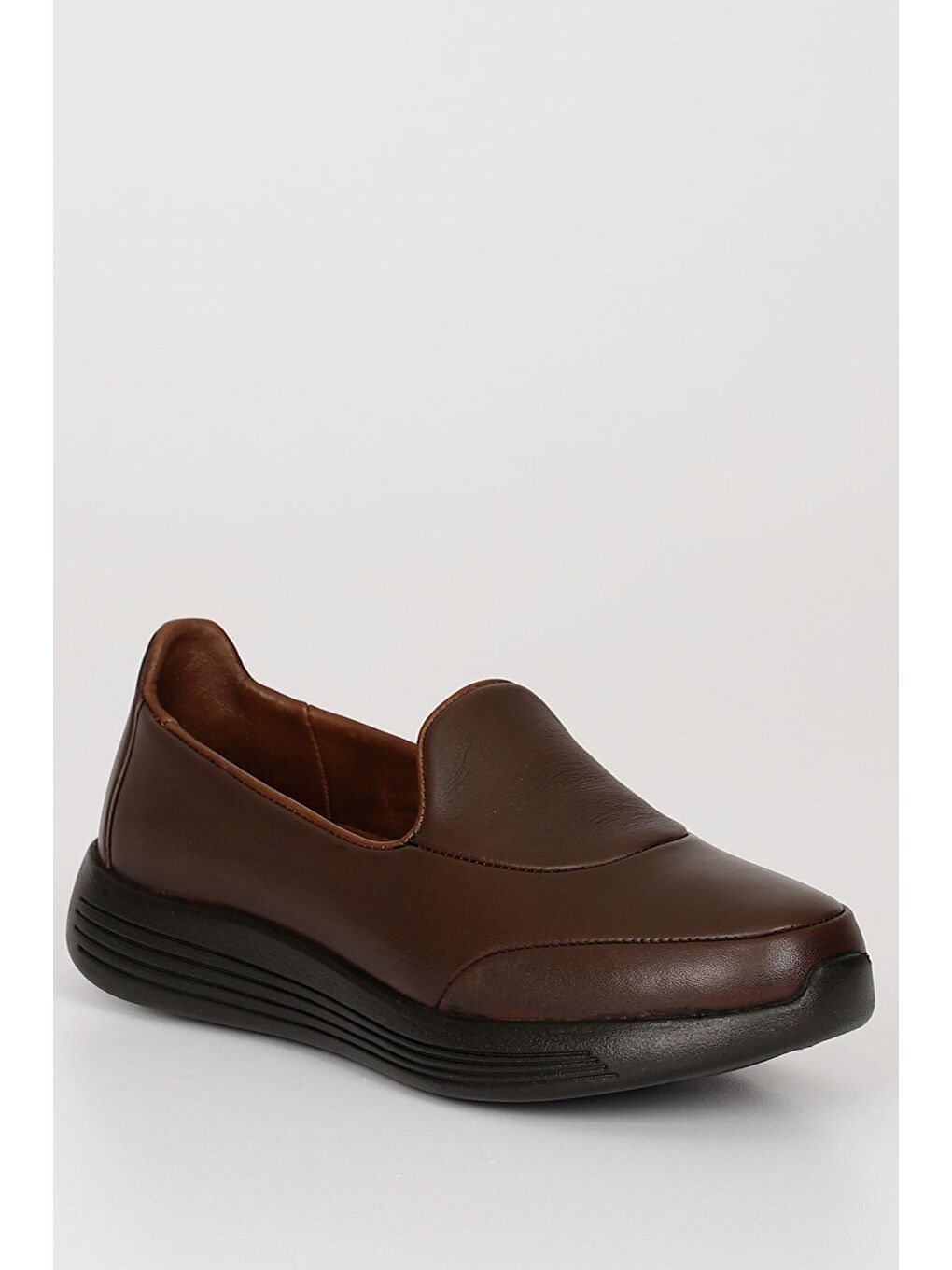 Kahverengi KAHVERENGİ  Hakiki Deri Yuvarlak Burun Dolgu Taban Kadın Günlük Ayakkabı 42110-4