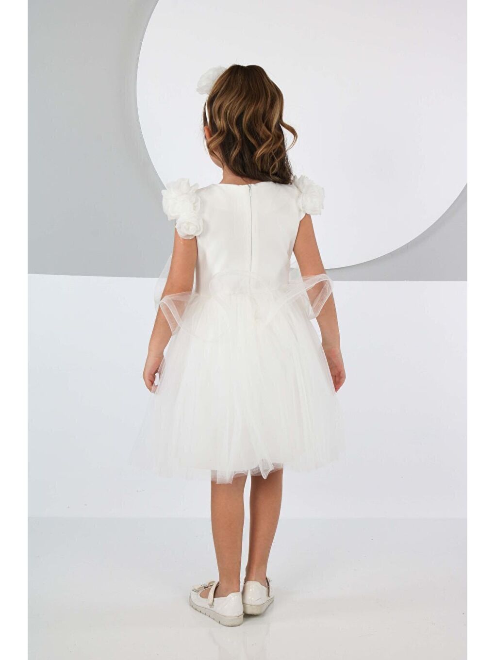 Gül Detaylı Beyaz Kız Çocuk Abiye Elbise-3