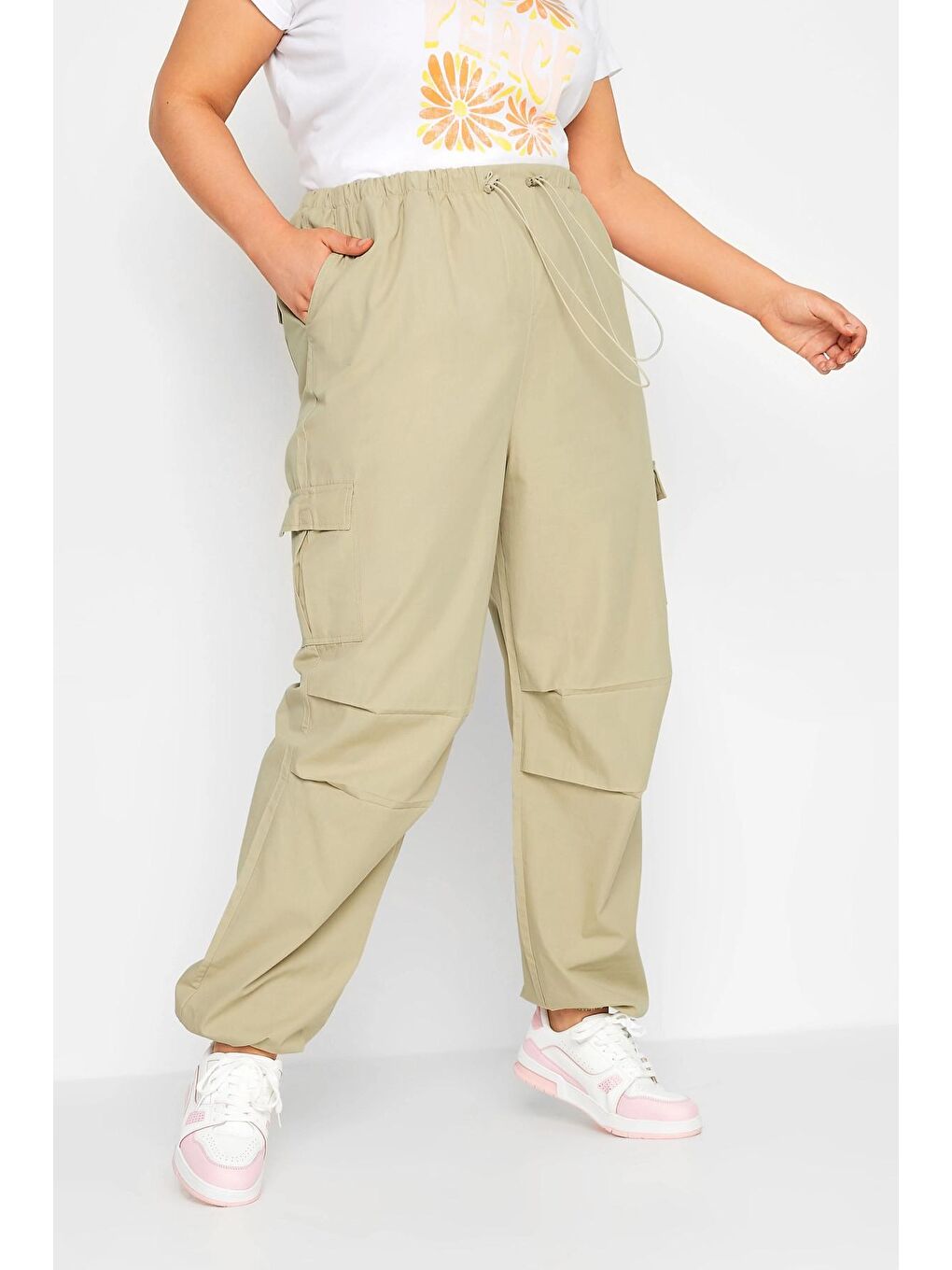 Bej Büyük Beden Paçası Lastikli Cep Detaylı Kargo Pantolon 302033-1