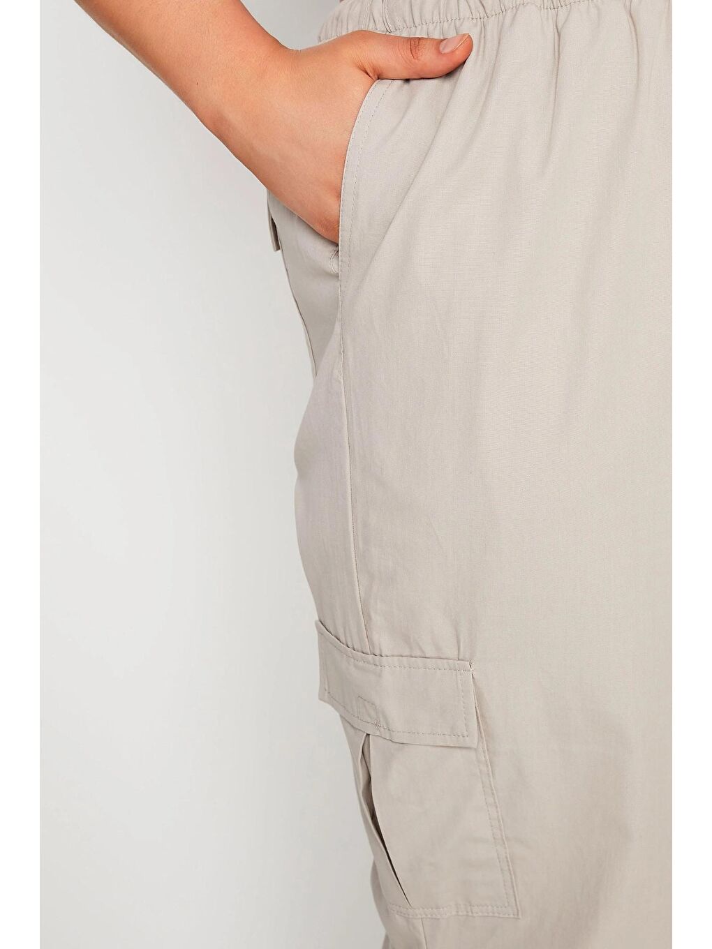 Bej Büyük Beden Paçası Lastikli Cep Detaylı Kargo Pantolon 302035-3