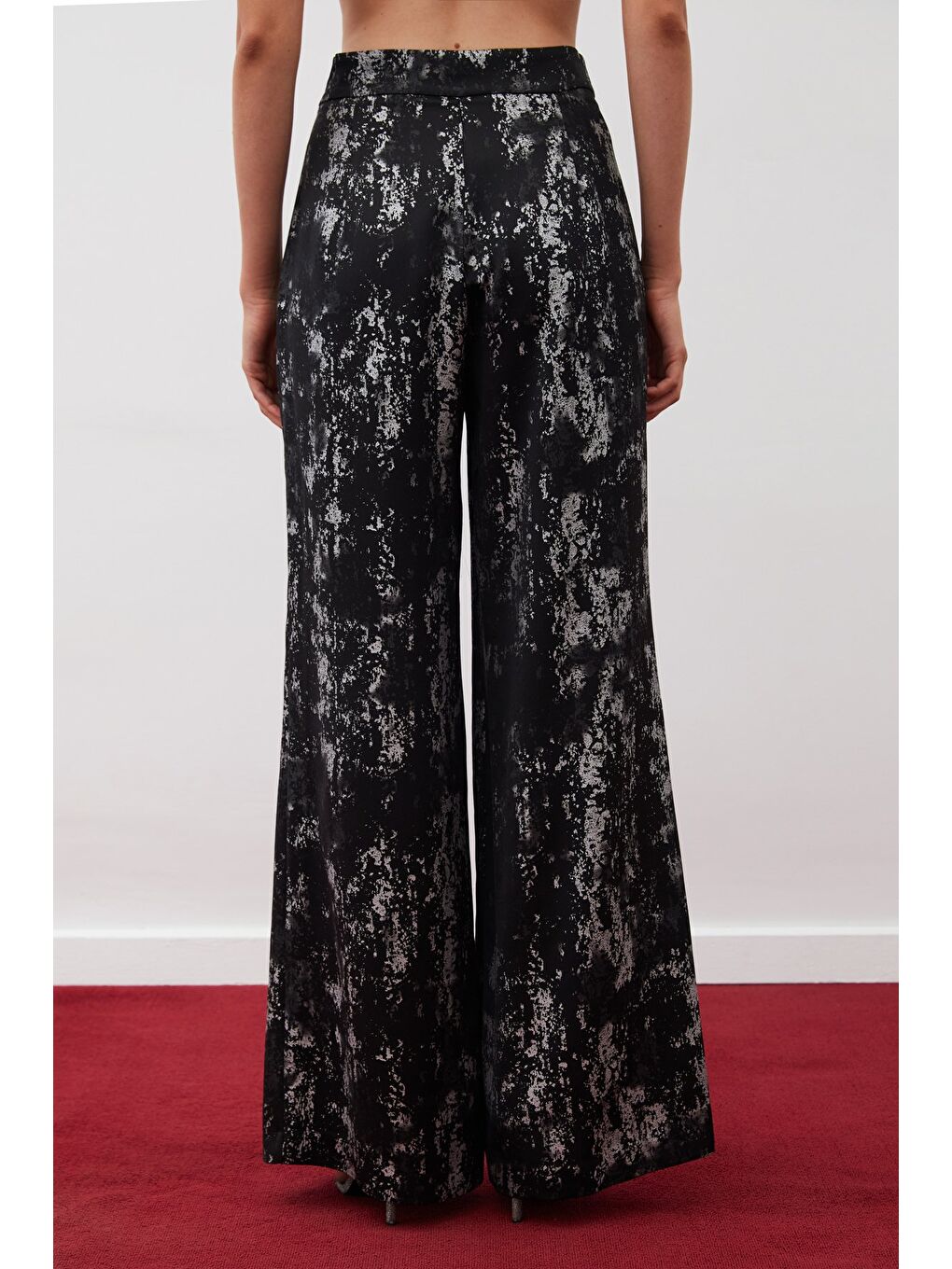 Parlak Desenli Salaş Pantolon - Siyah-Gümüş-5