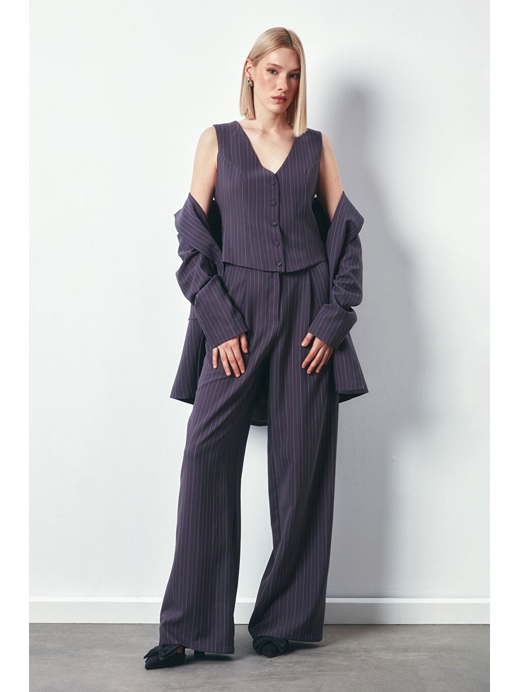 Bol Paça Çizgili Pantolon - Gri-4