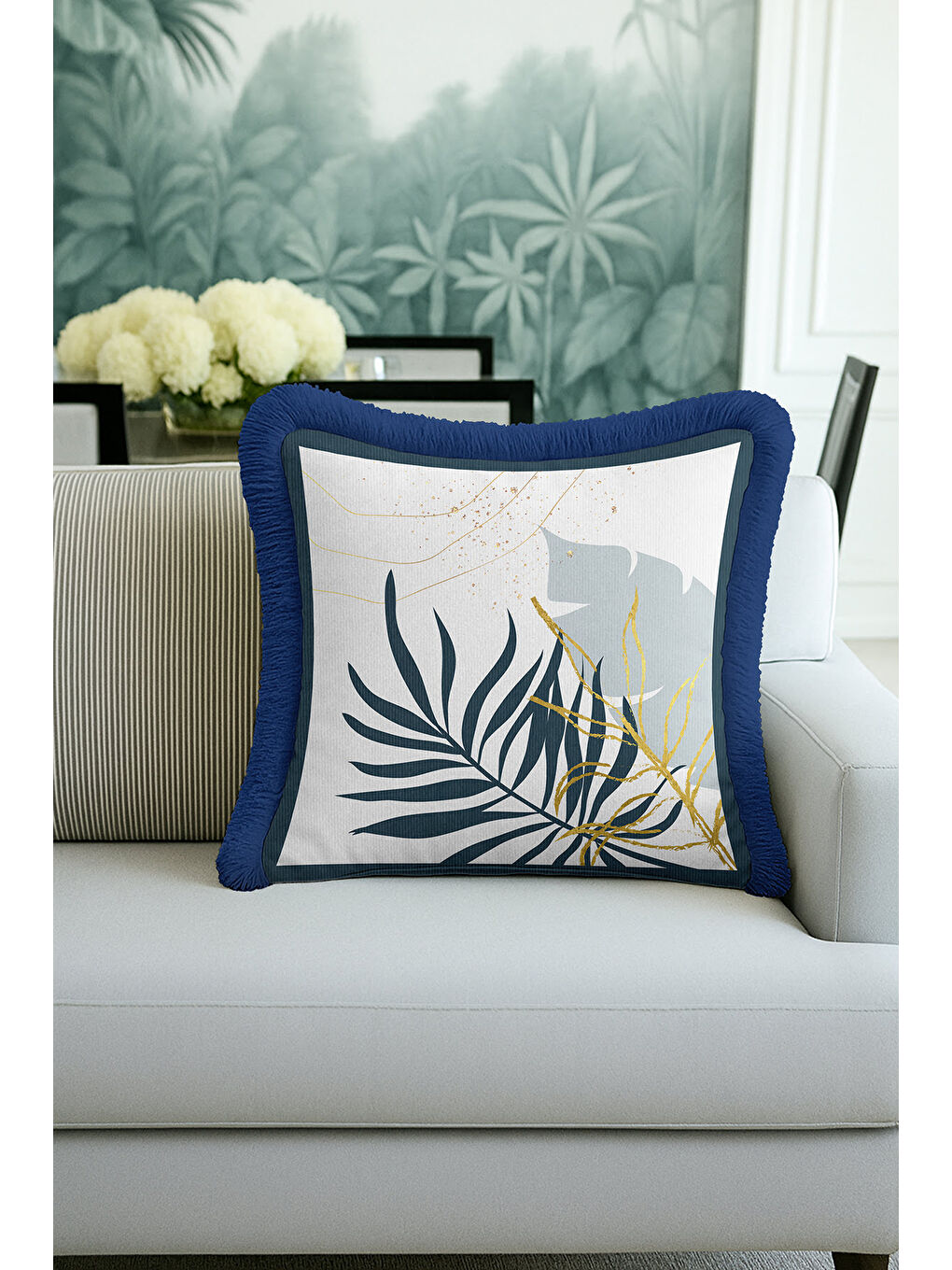 Karışık Tropikal Yaprak Altın Renkli Saçaklı Yastık Kılıfı - Modern Lacivert Püsküllü Kırlent Kılıfı-2