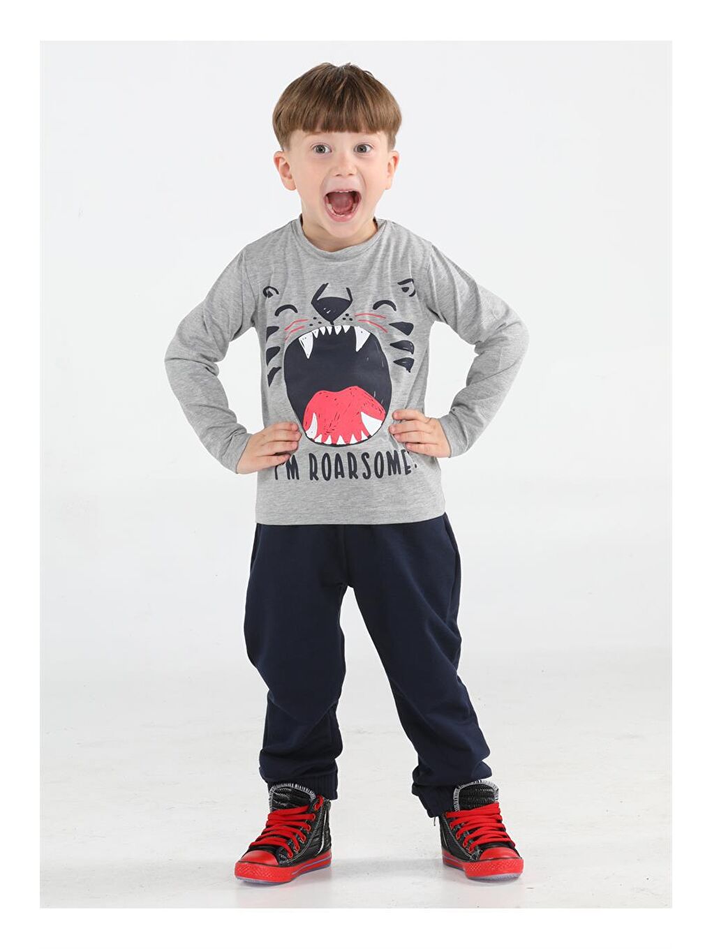 Casabony Karışık Roar Some Jogger Pantolon + T-shirt Takım