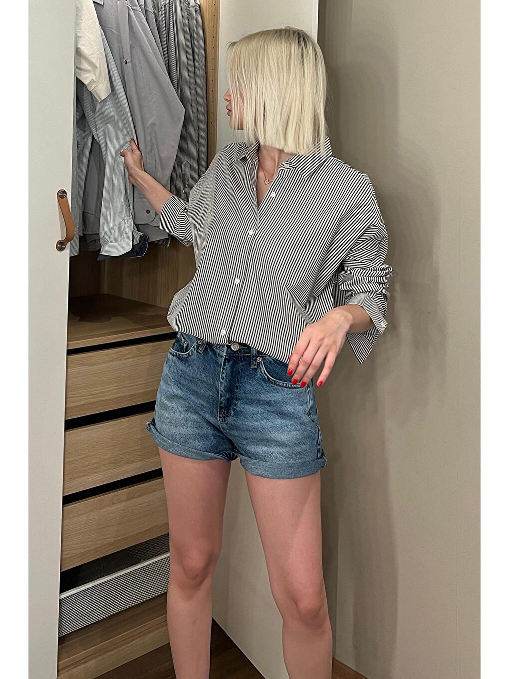 Siyah Çizgili Over Fit Gömlek Mg1525-3