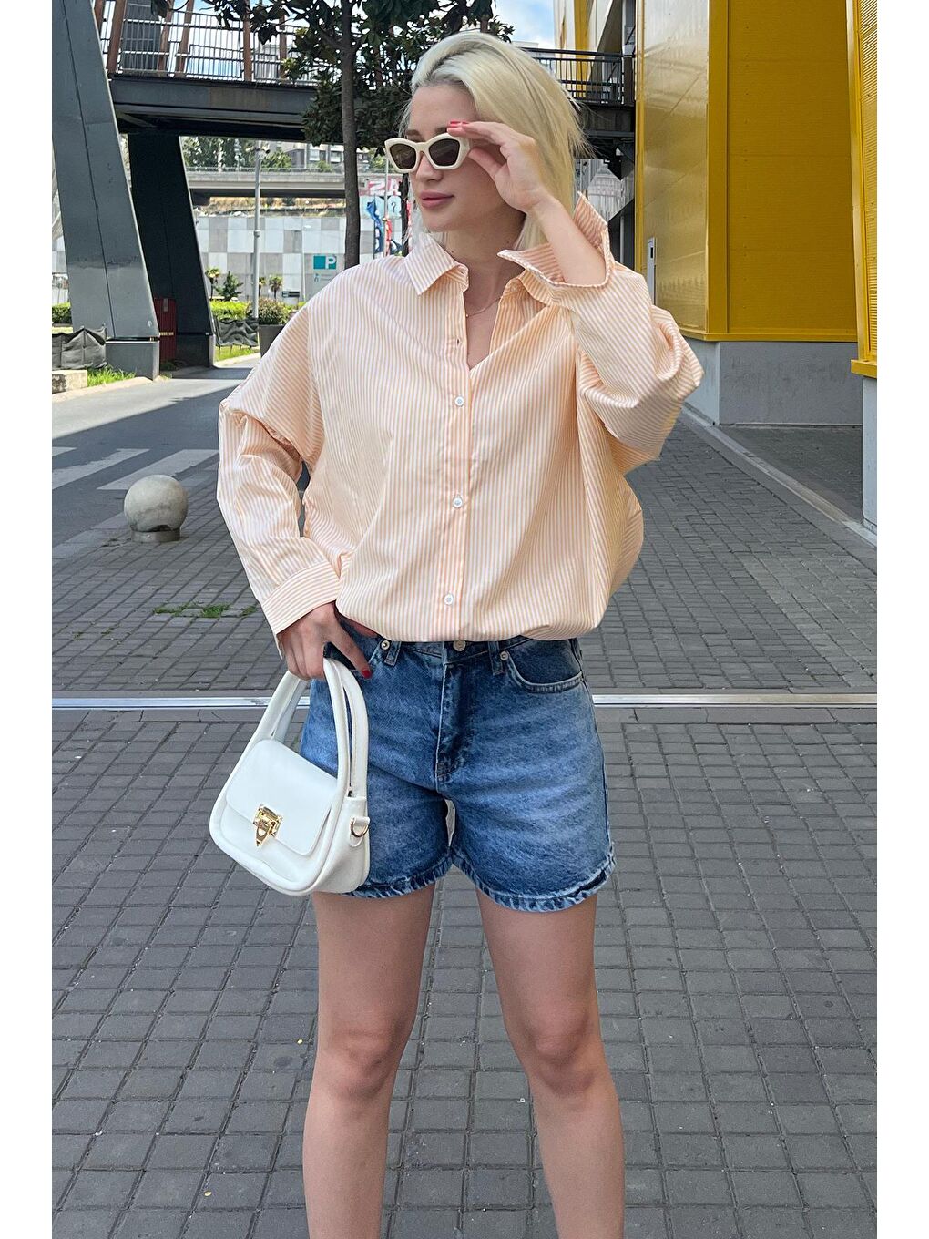 Sarı Çizgili Over Fit Gömlek Mg1525-2