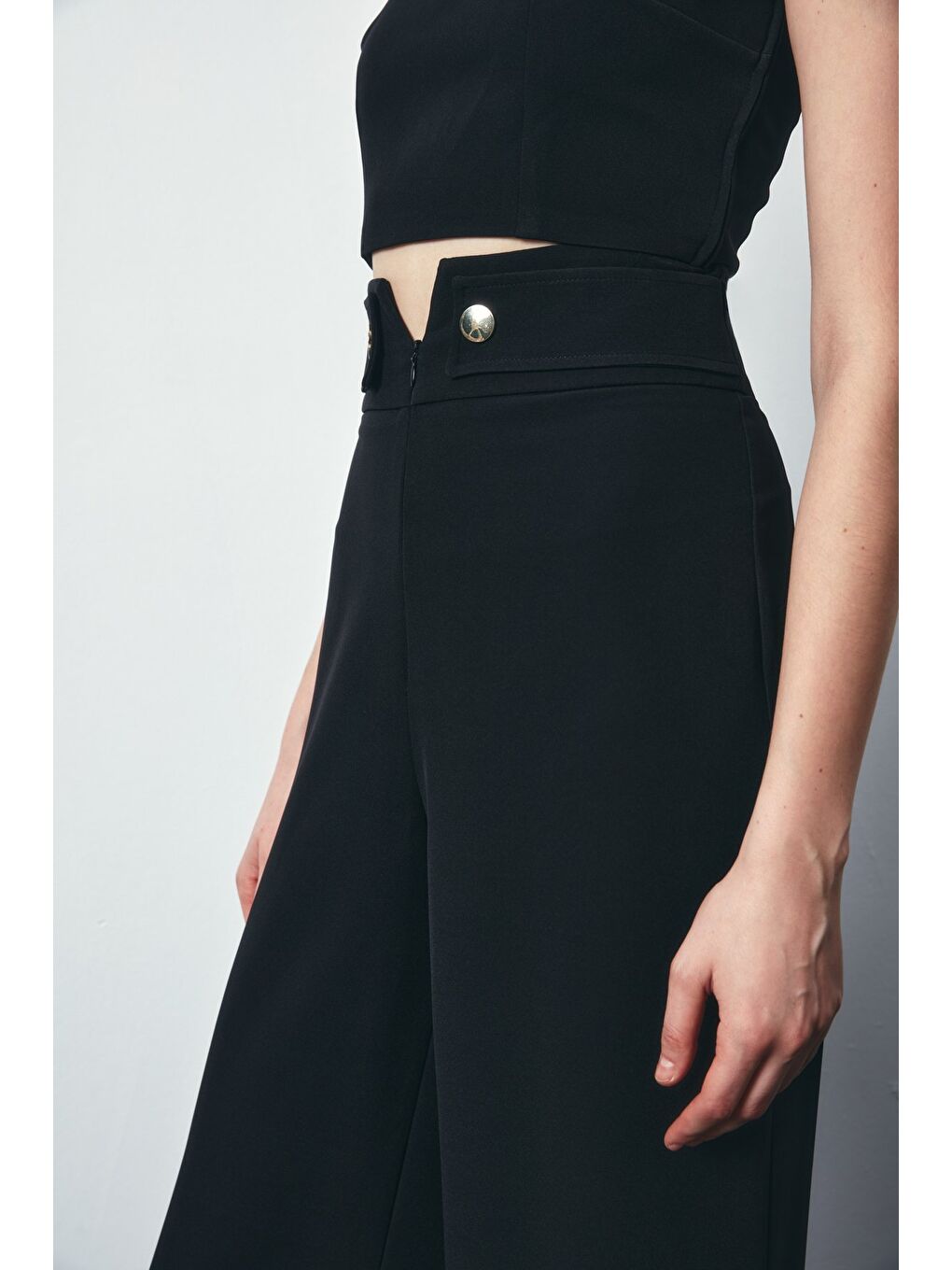 Bel Detaylı Pantolon - Siyah-3