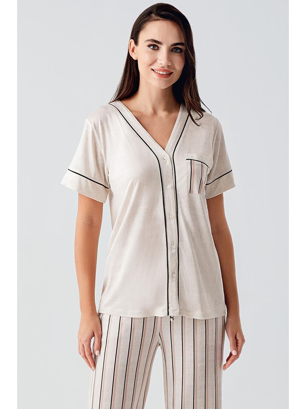 Siyah Kısa Kollu Çizgili Düğmeli Esnek Viskoz Pijama Takım 17214-1