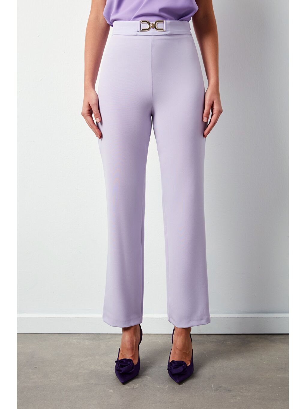 Aksesuar Detaylı Pantolon - Lila-4