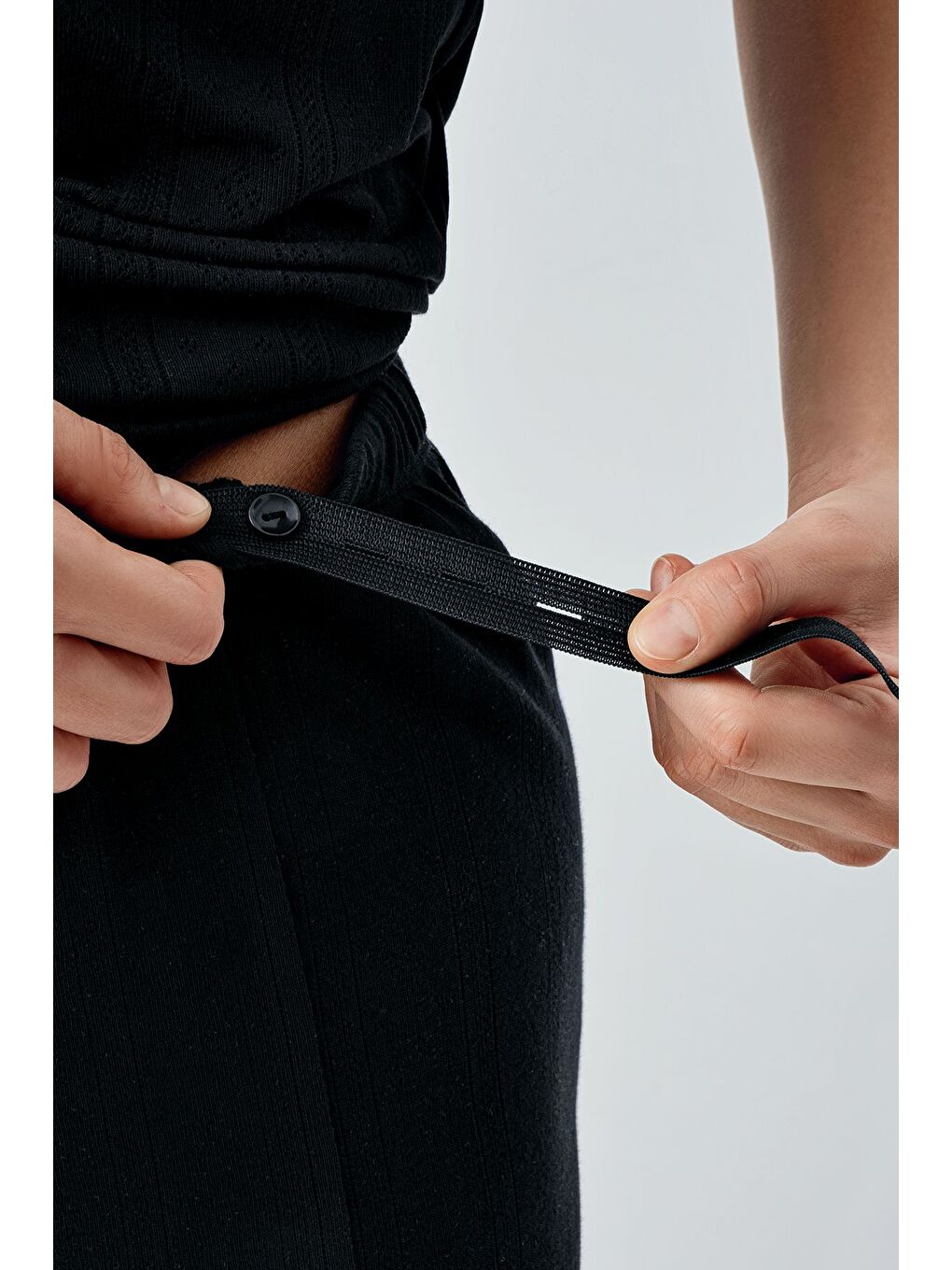 Siyah Kalın Askılı Ajurlu Esnek Pamuklu Hamile Sabahlık Pijama Takım 17308-7