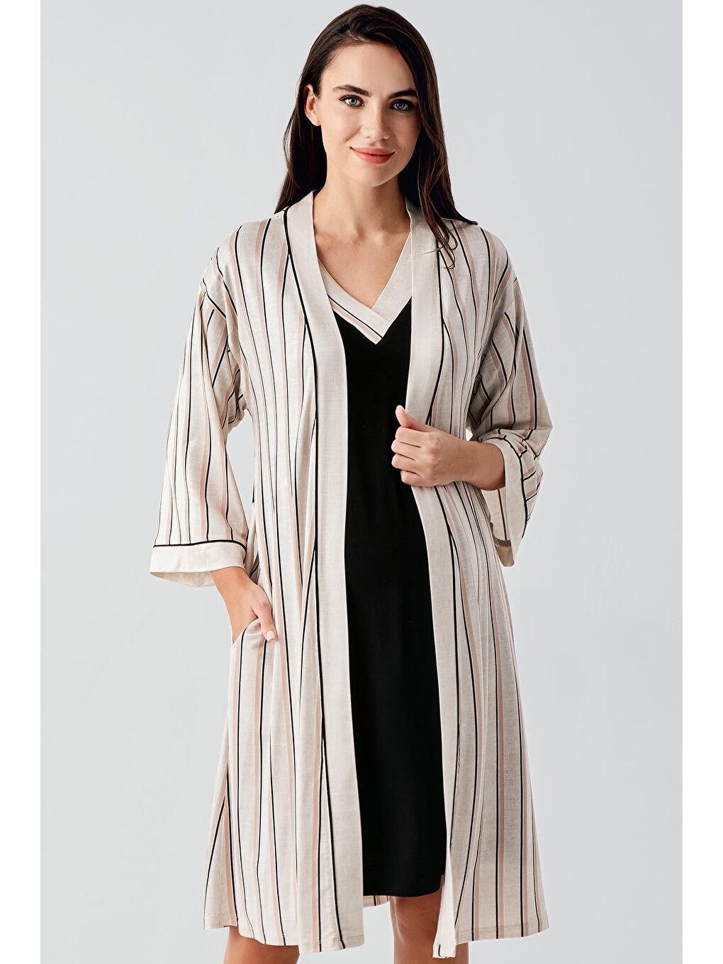 Siyah Kısa Kollu Çizgili Esnek Keten Efektli Viskoz Hamile Sabahlık Gecelik Takım 17402-2