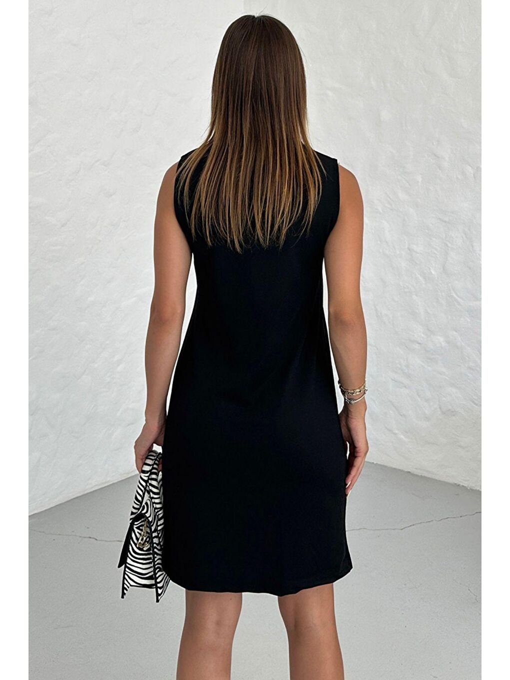 Kadın Siyah Crep Kumaş Elbise-1