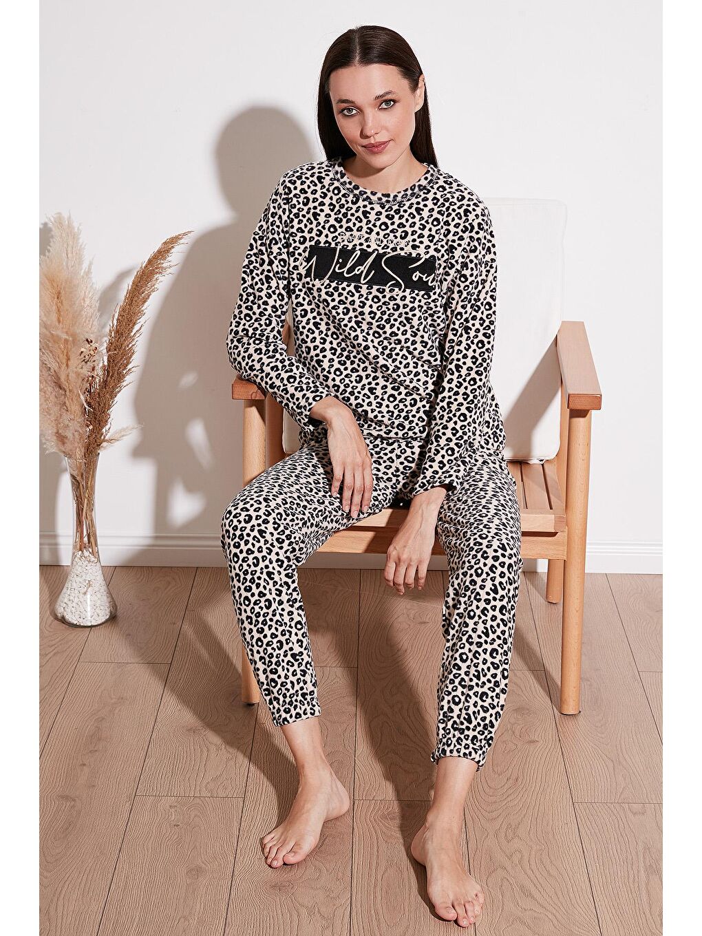 Lela Orta Kahverengi Leopar Desenli Regular Fit Bisiklet Yaka Pijama Takımı 6571008