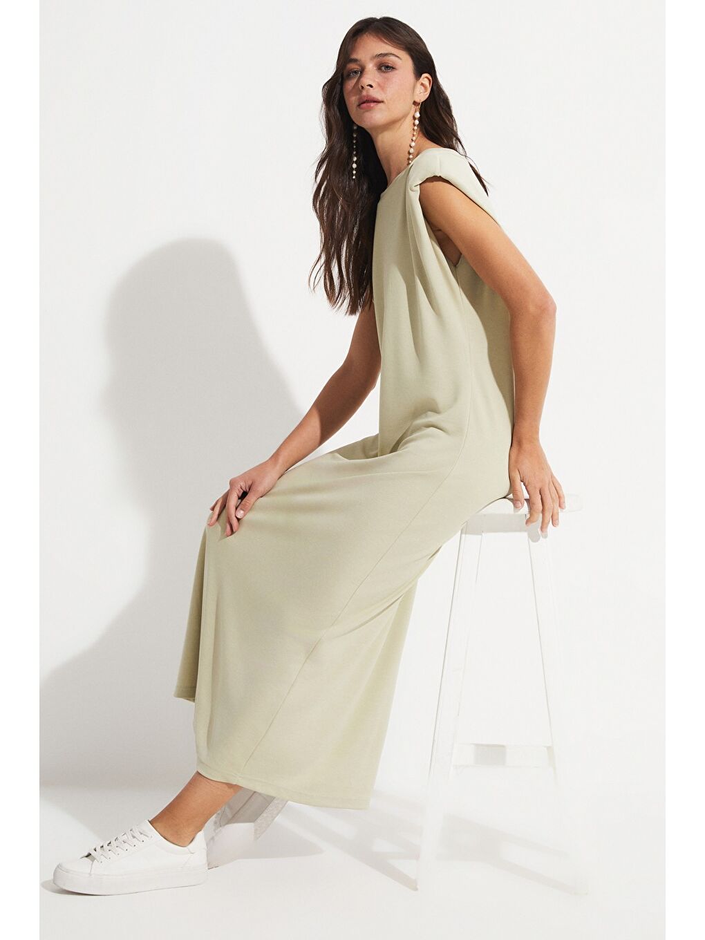 Yeşil Vatka Detaylı Midi Modal Elbise-4