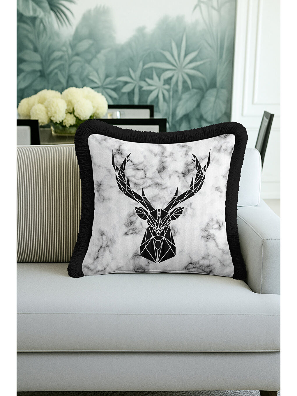 Karışık Geometrik Geyik Figürlü Saçaklı Yastık Kılıfı - Mermer Efektli Siyah Beyaz Püsküllü Kırlent Kılıfı-1