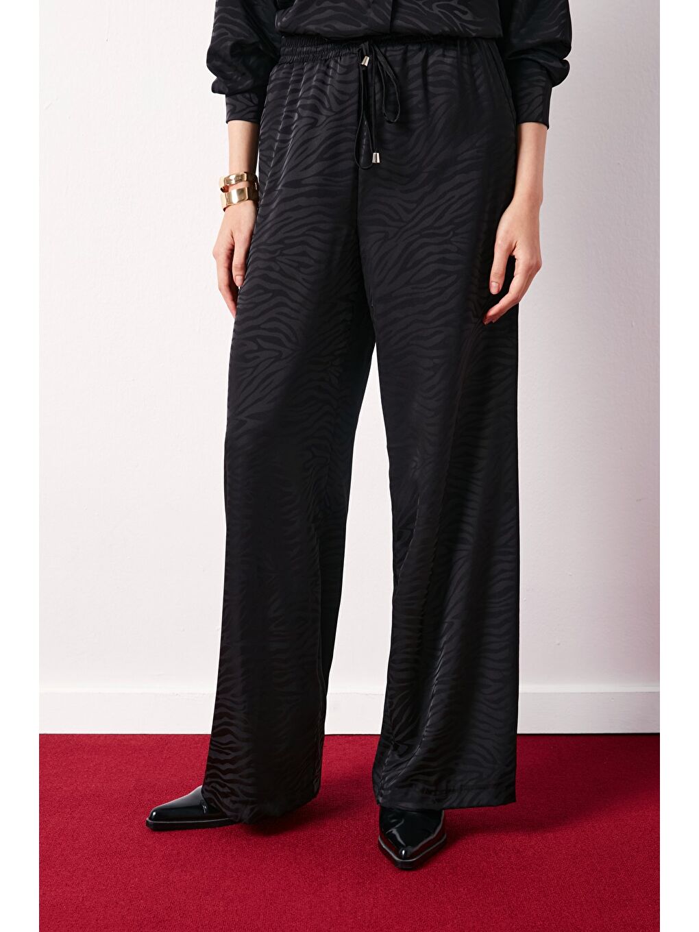 Zebra Desenli Salaş Pantolon - Siyah-4