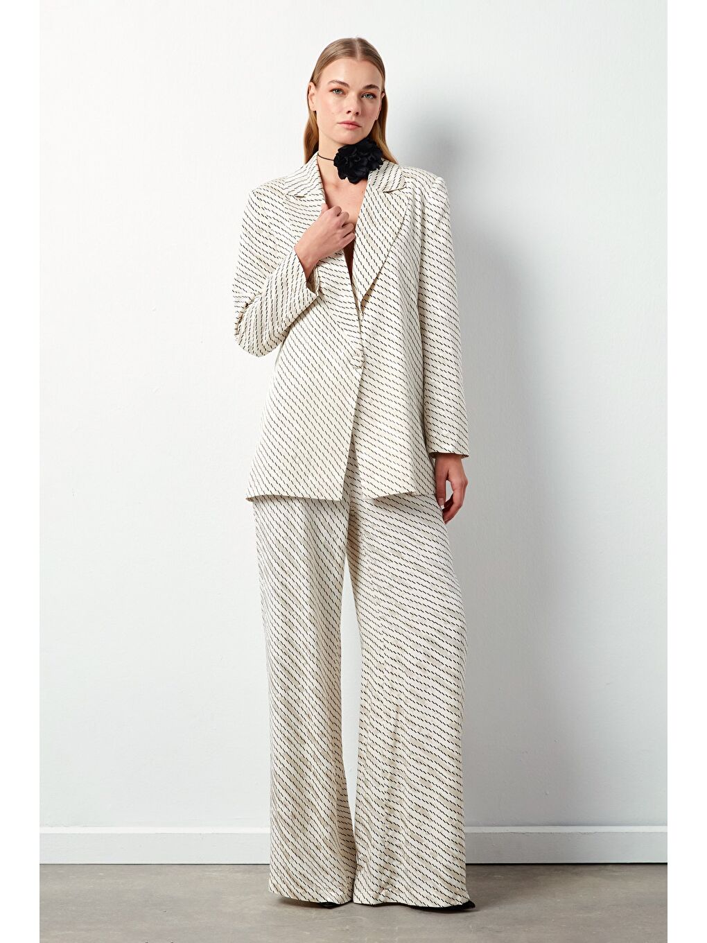 Çizgi Desenli Pantolon - Bej