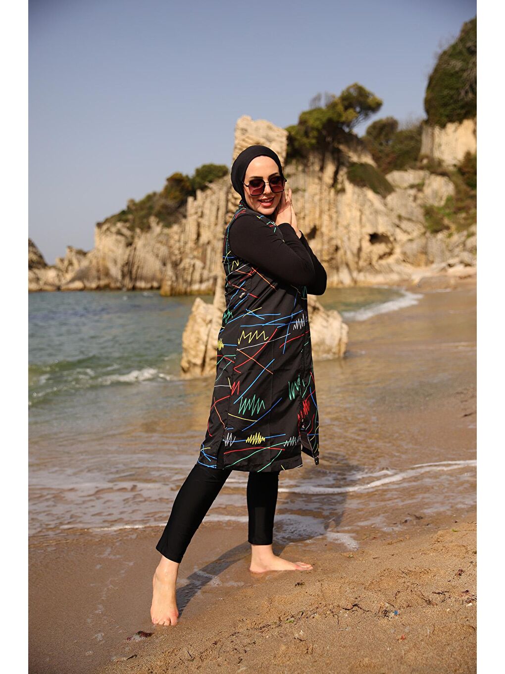 Siyah Renkli Çizgi Desenli Tam Kapalı Tesettür Mayo R005 Reyhan-5