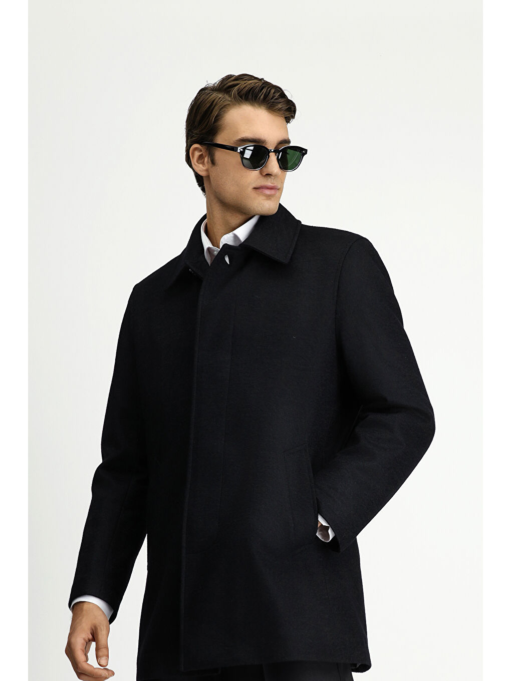 Siyah Yünlü Klasik Kaban-2