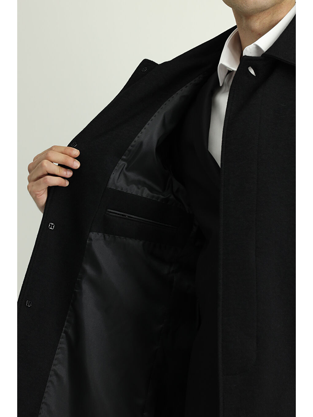 Siyah Yünlü Klasik Kaban-5