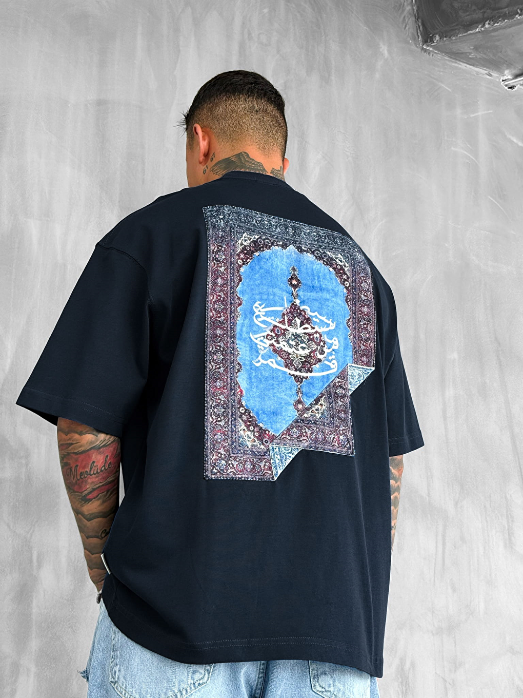 Erkek Sırtı Yamalı Oversize T-Shirt Lacivert-3