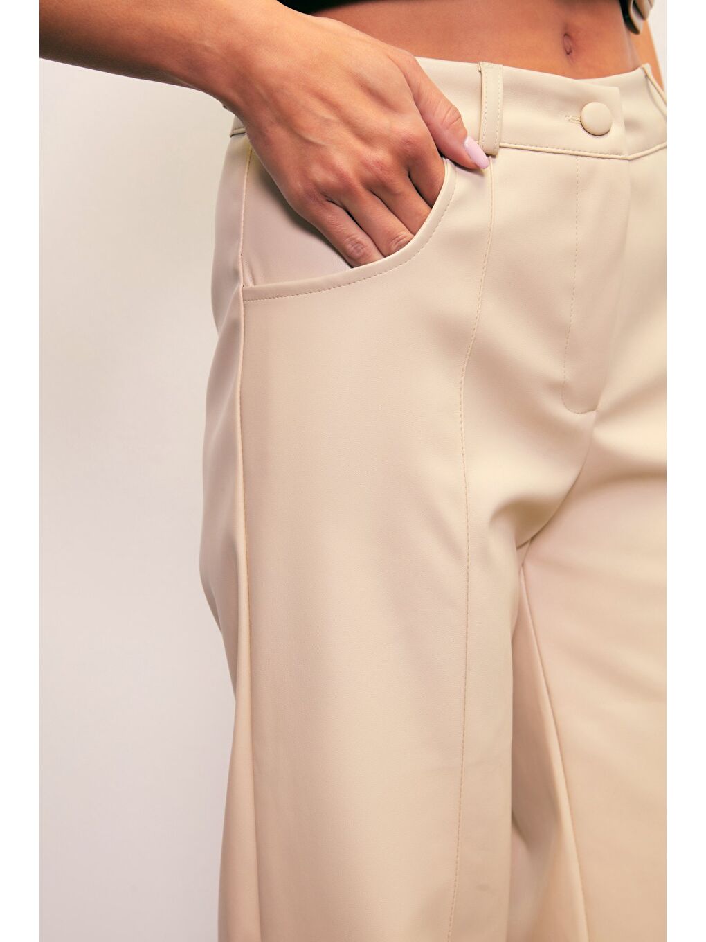 Bej Nervür Detaylı Deri Pantolon - Taş-5