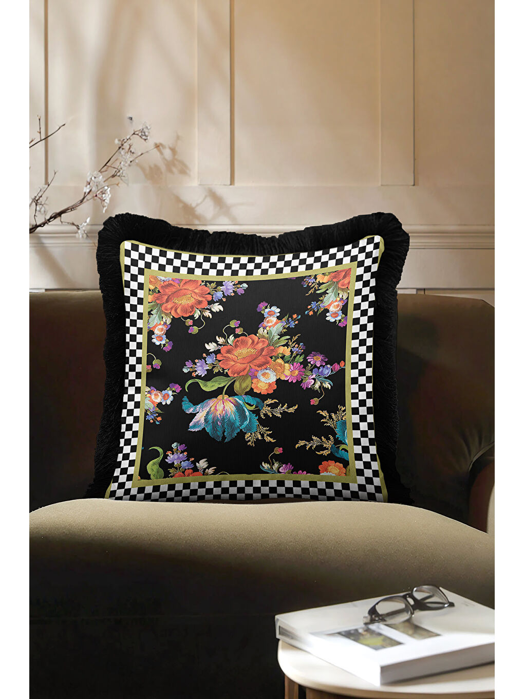 Karışık Lüks Çiçek Motifli Saçaklı Yastık Kılıfı - Barok Stil Siyah Altın Renkli Püsküllü Kırlent Kılıfı-3
