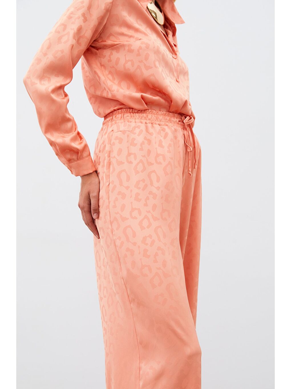 Pembe Bel Lastikli Desenli Pantolon - Somon-4