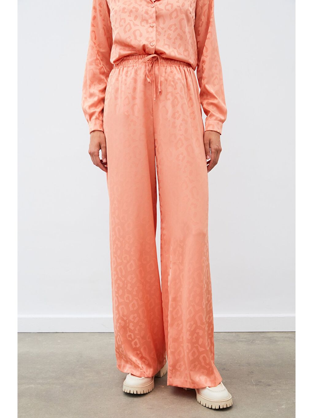 Pembe Bel Lastikli Desenli Pantolon - Somon-5