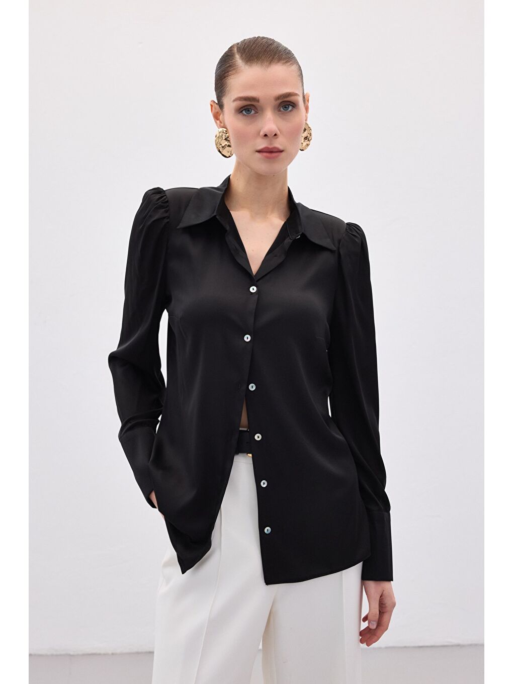Vatkalı Saten Gömlek - Siyah-1