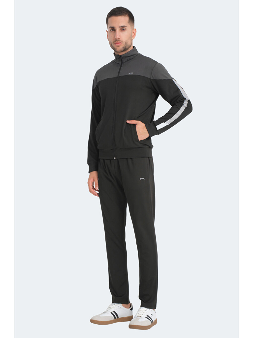 RAPIDLY IN Erkek Fermuarlı Dik Yaka Cepli Siyah Eşofman Takımı-2