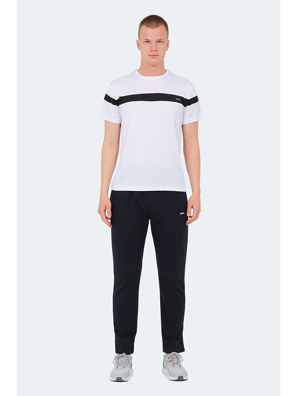 Beyaz Bisiklet Yaka Kısa Kollu Erkek Tişört-6