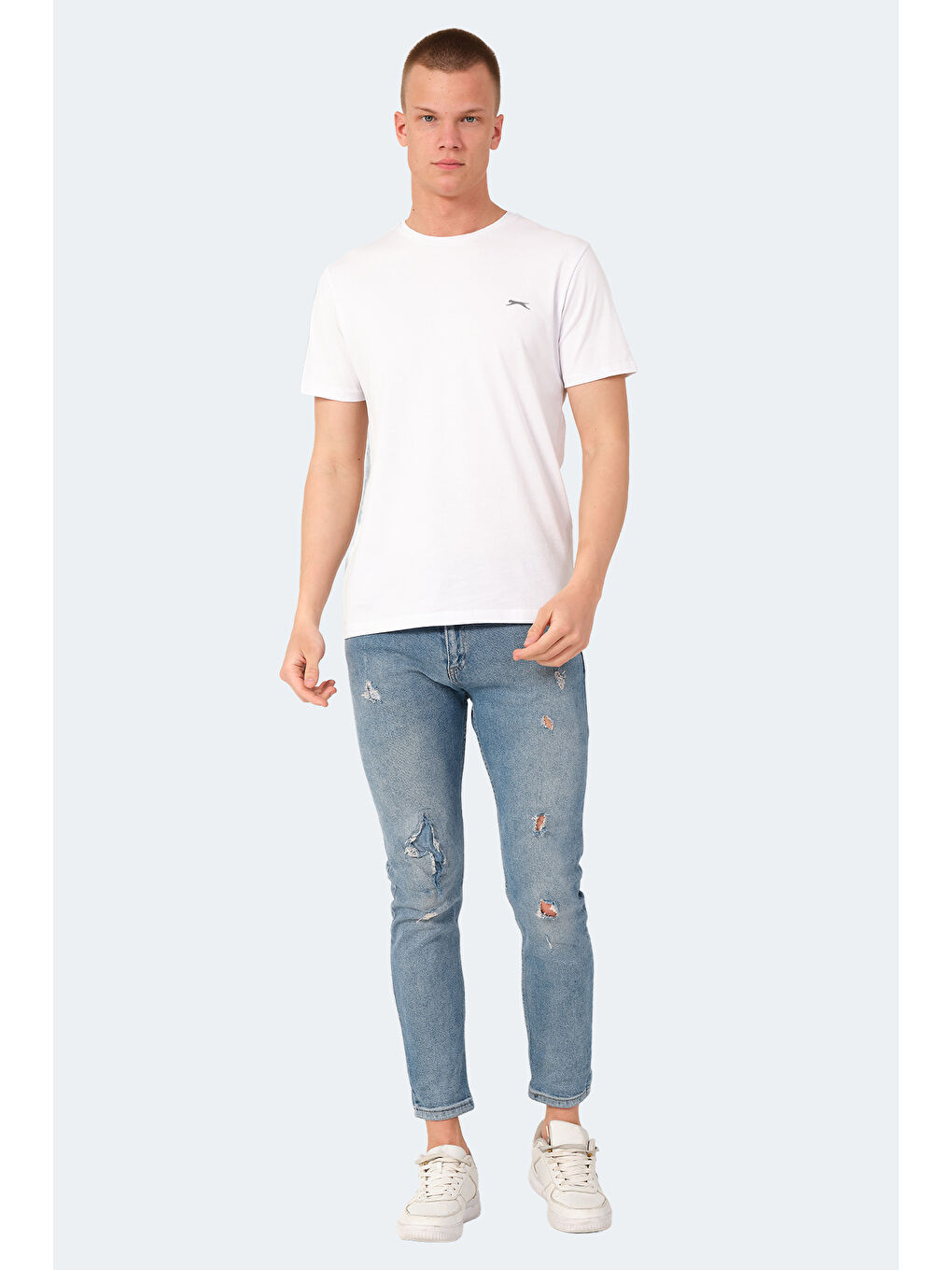 Beyaz Bisiklet Yaka Kısa Kollu Arkası Yazı Baskılı Erkek %100 Pamuk Tişört-6