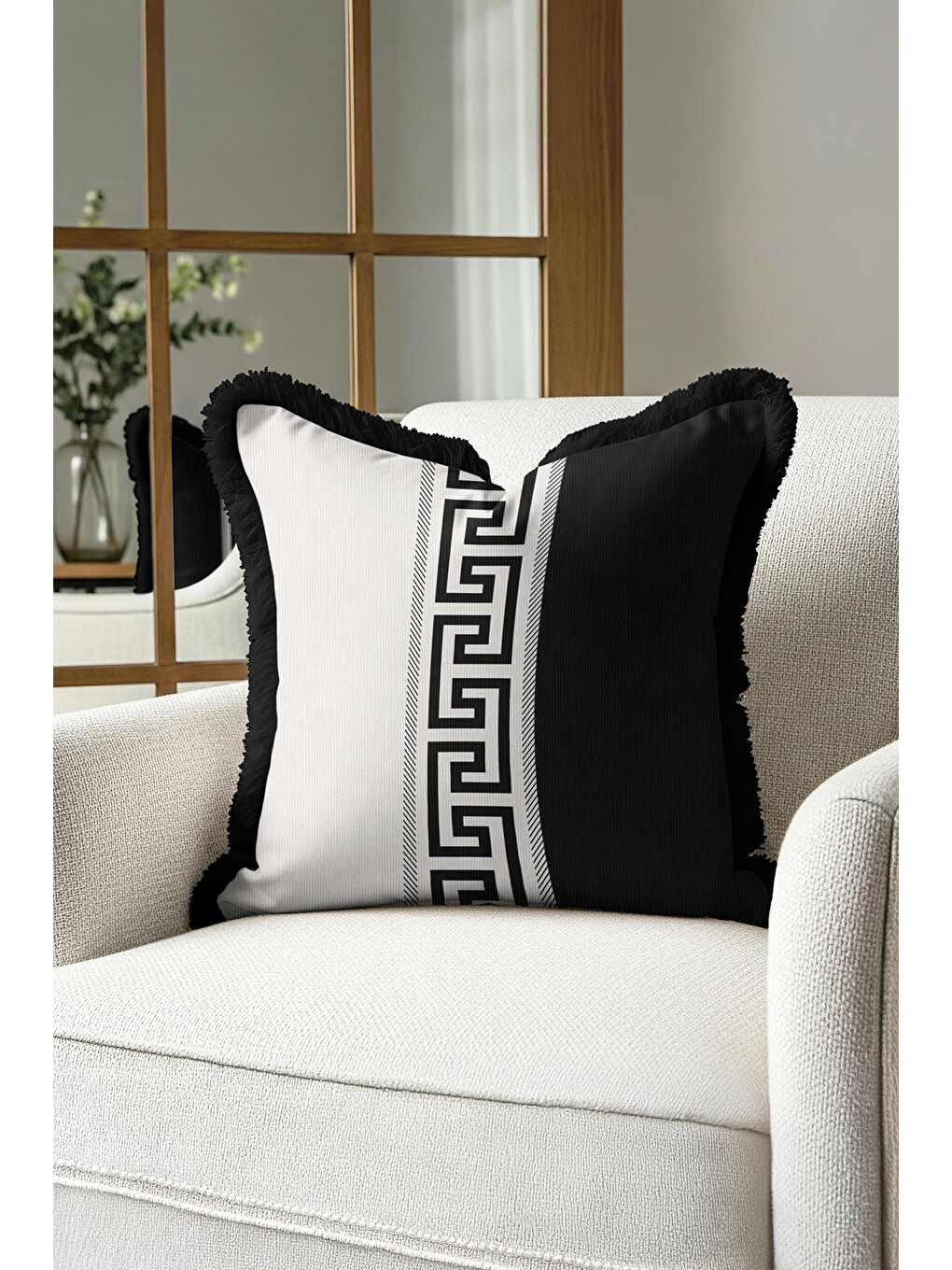 Karışık Lüks Grek Motifli Saçaklı Yastık Kılıfı - Siyah Beyaz Geometrik Modern Püsküllü Kırlent Kılıfı-2