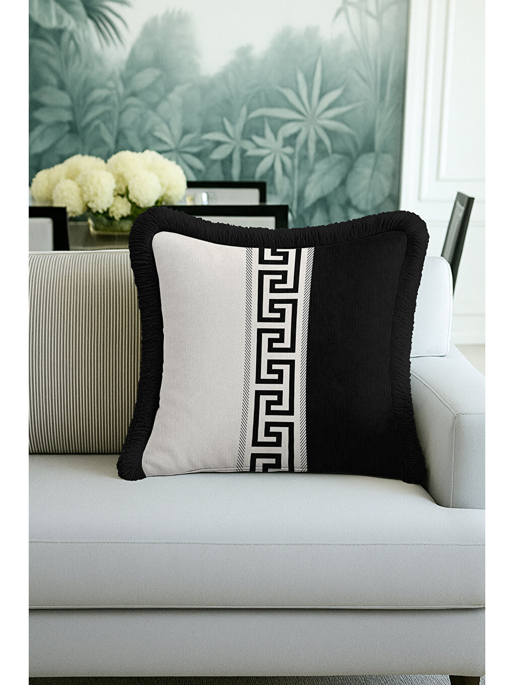 Karışık Lüks Grek Motifli Saçaklı Yastık Kılıfı - Siyah Beyaz Geometrik Modern Püsküllü Kırlent Kılıfı-3