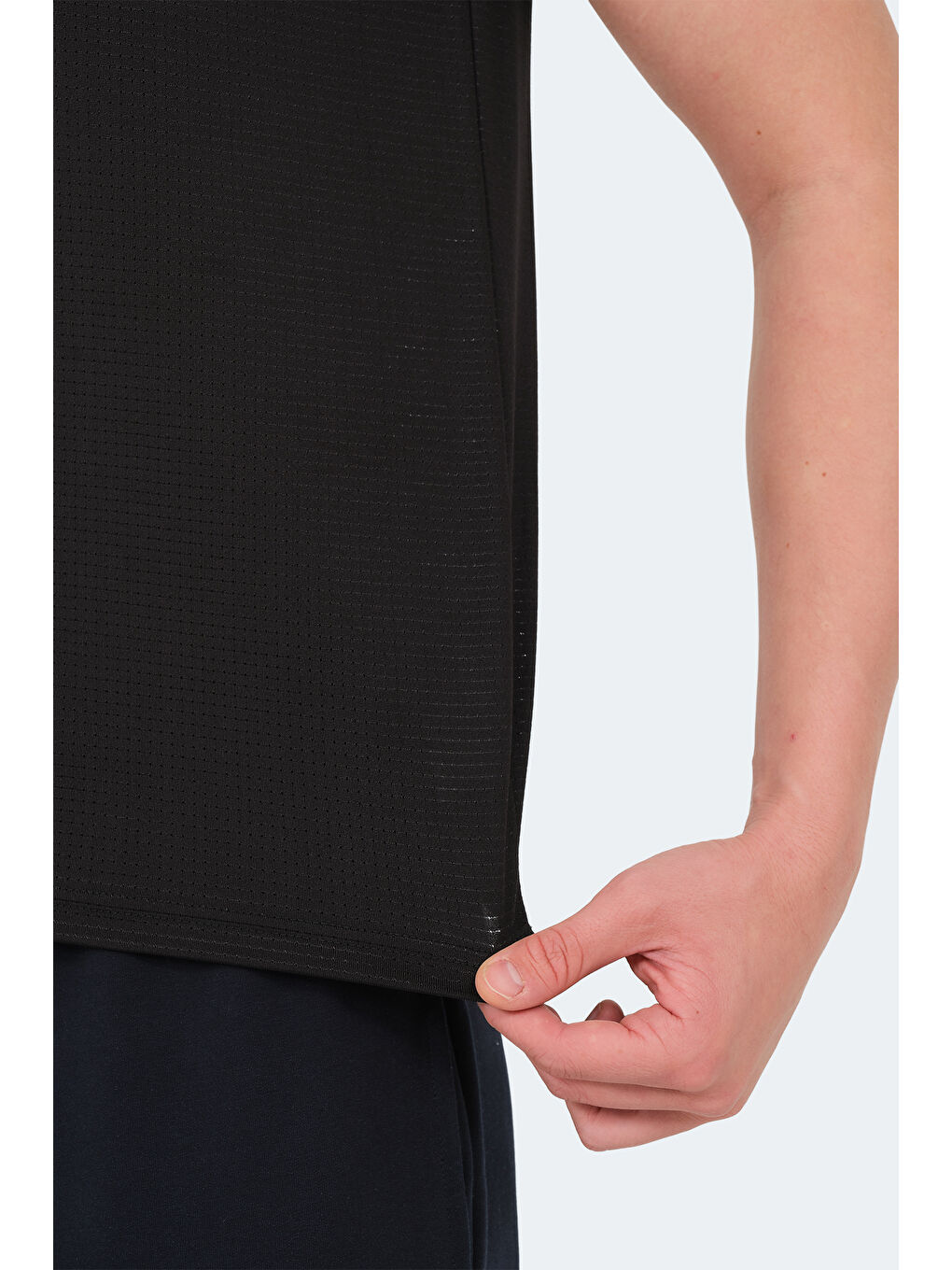 Siyah Bisiklet Yaka Kısa Kollu Erkek Tişört-5