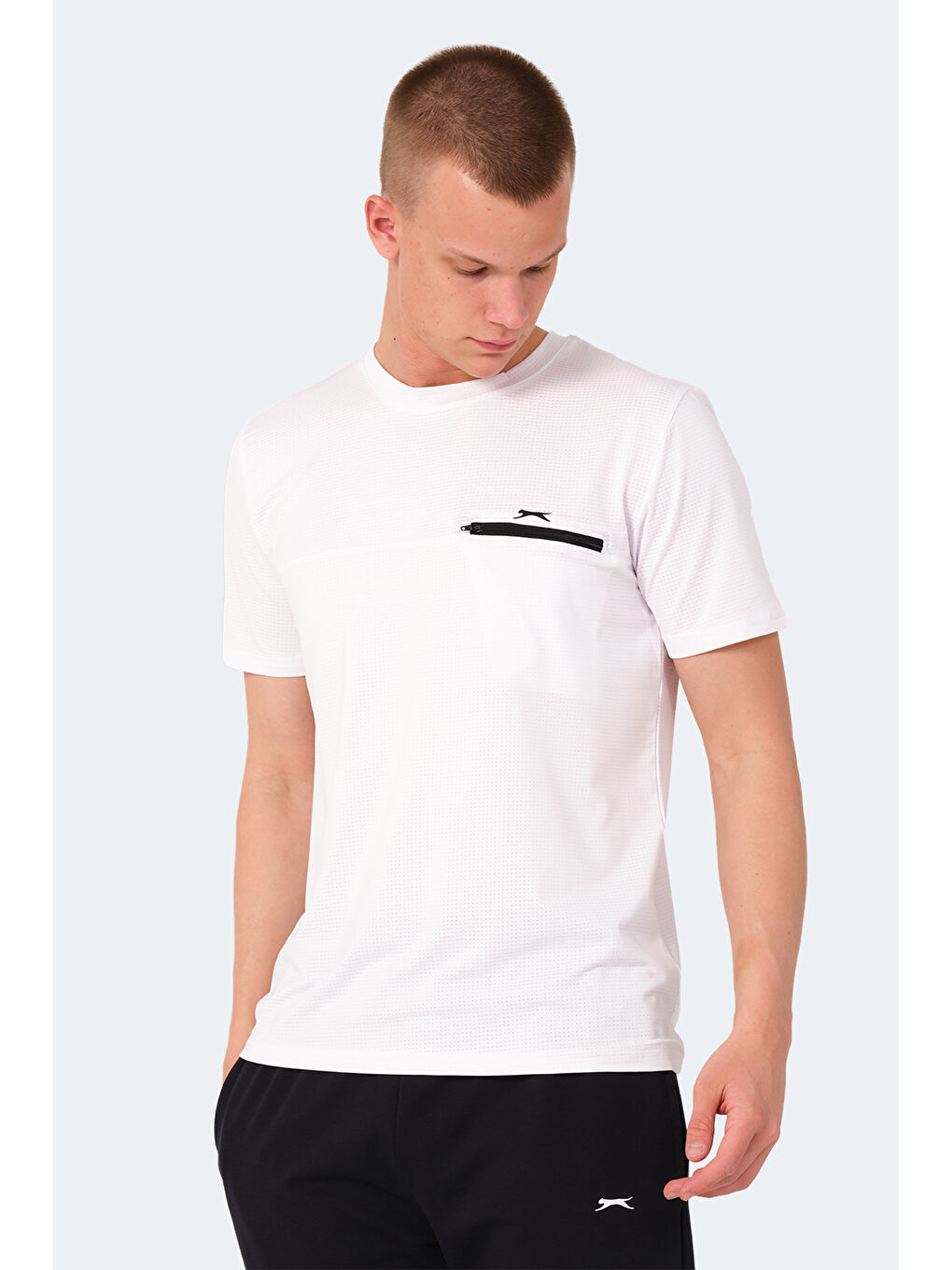 Beyaz Bisiklet Yaka Kısa Kollu Fermuar Cepli Erkek Tişört-3