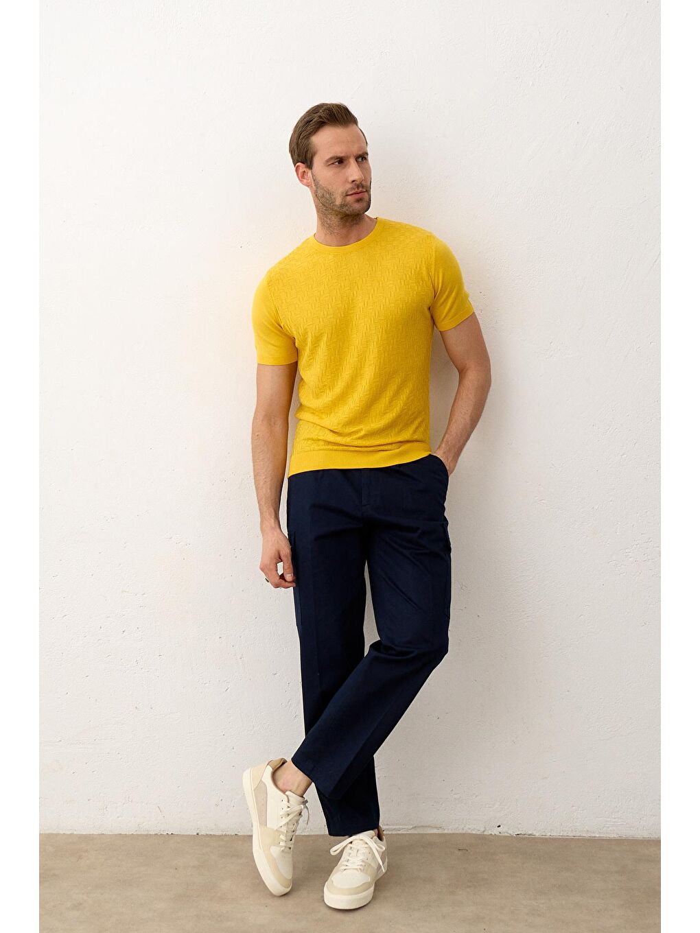 Danger Sari Modelli Bisiklet Yaka Slim-Fit Yazlık Triko Tişört Sarı - 2