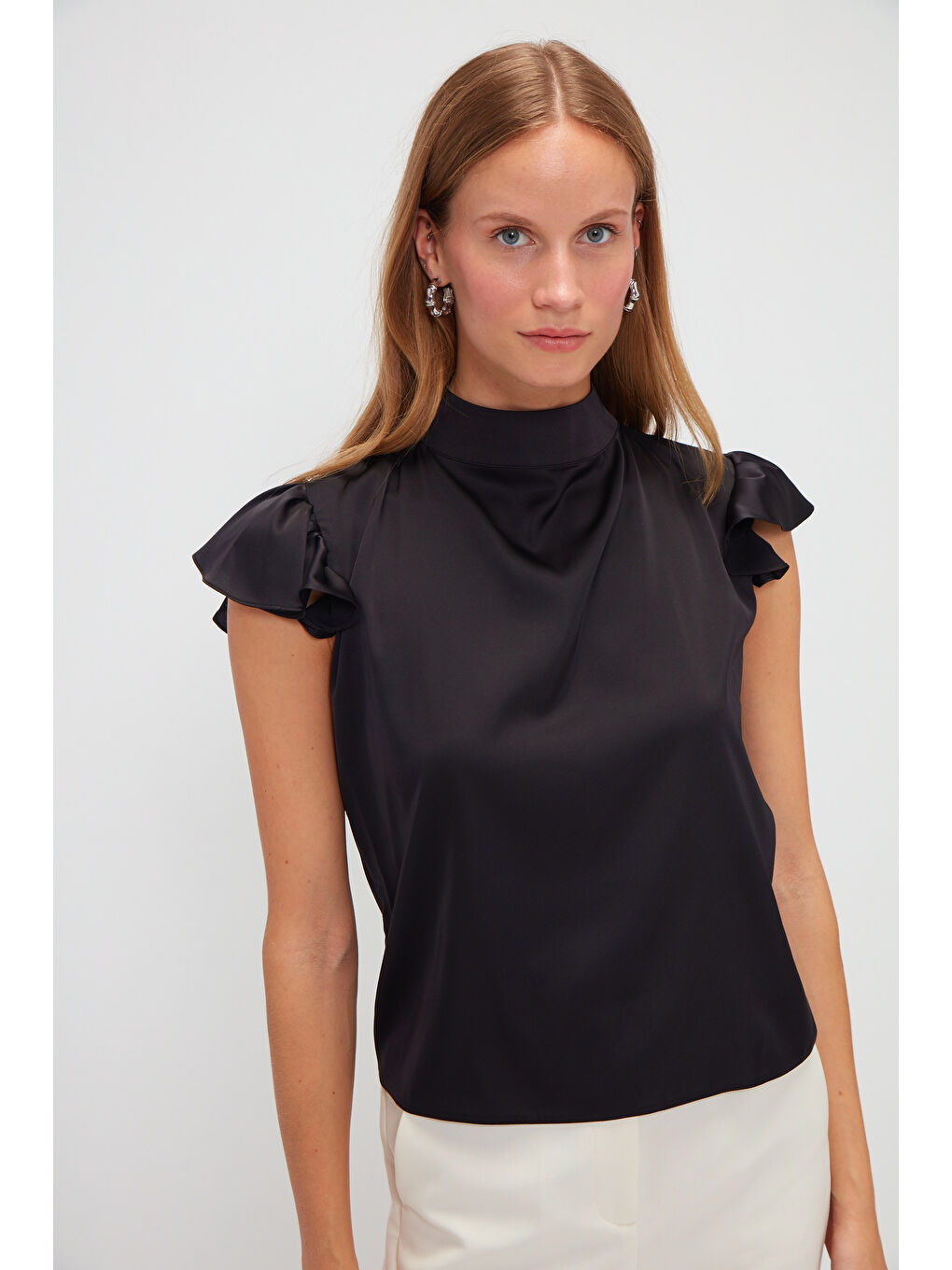 Siyah Kısa Kollu İpek Saten Düz Renk  Bluz