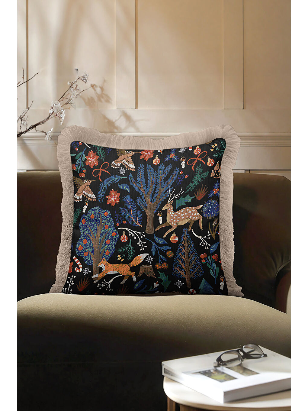 Karışık Orman Temalı Saçaklı Yastık Kılıfı - Kış Bahçesi Rustik Lacivert Kahverengi Püsküllü Kırlent Kılıfı-3