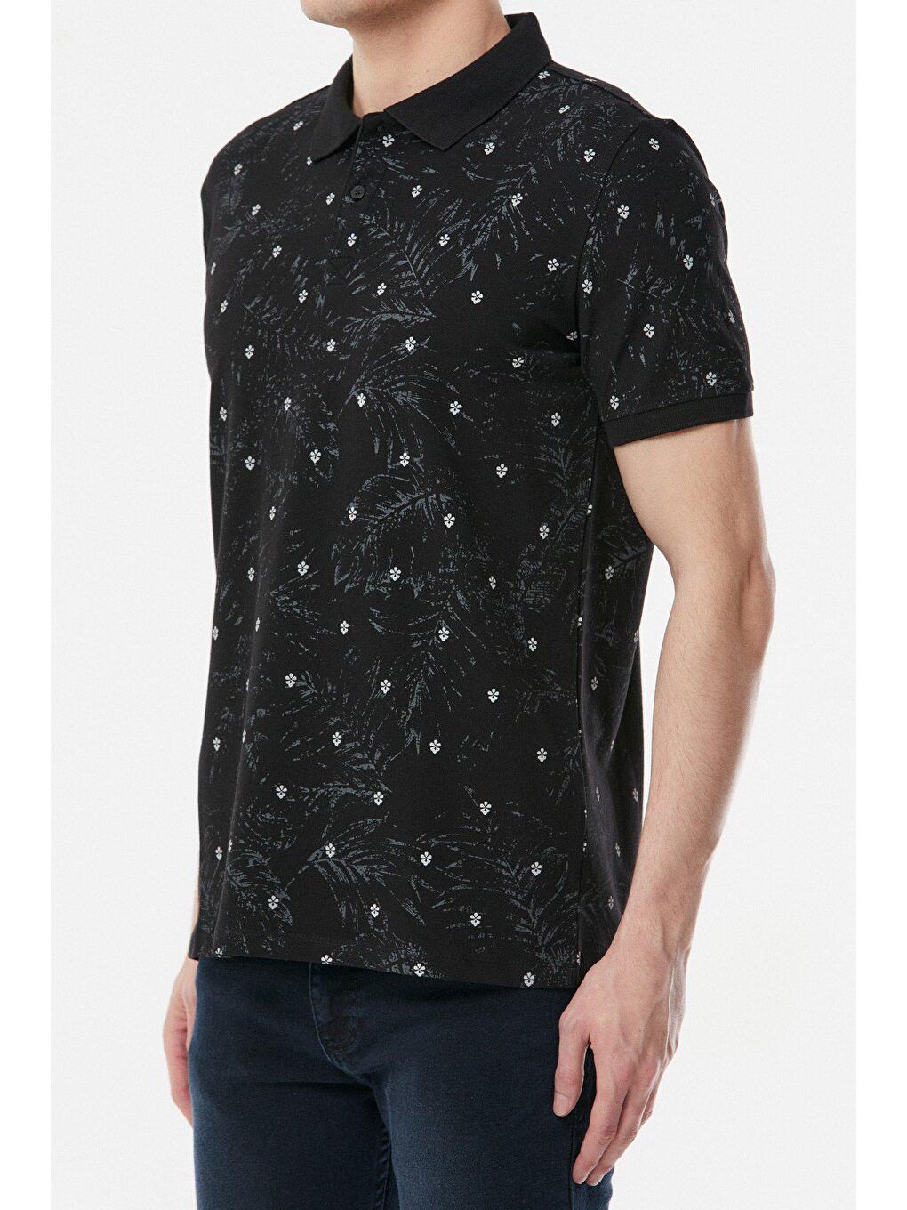 Siyah Baskılı Polo Yaka Tişört-3