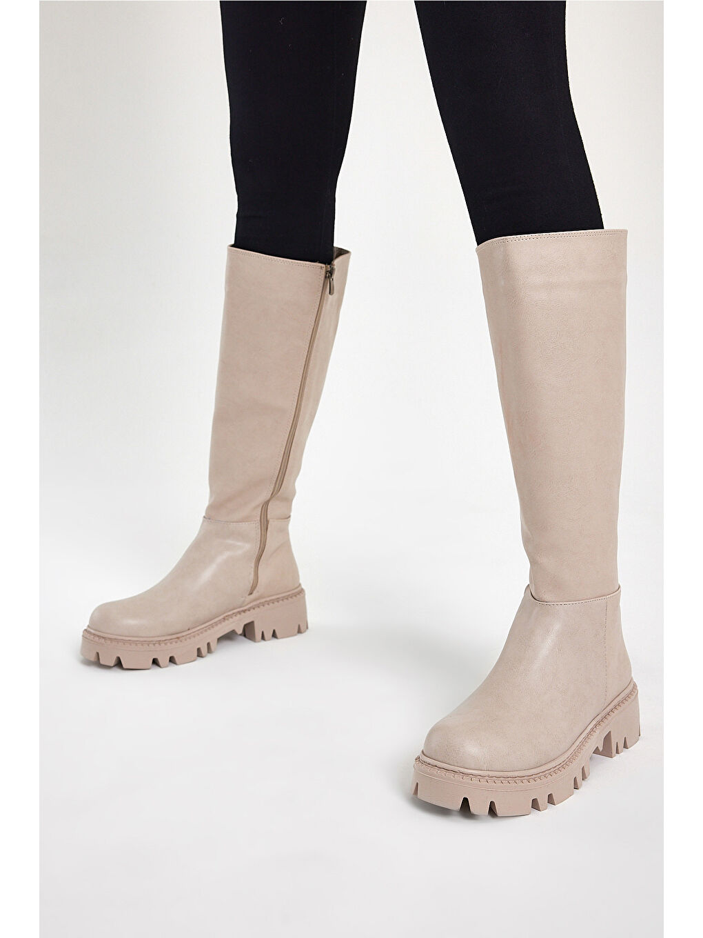 Bej Kadın Nude Cilt Rahat Kalıp Yüksek Taban Fermuarlı Çizme